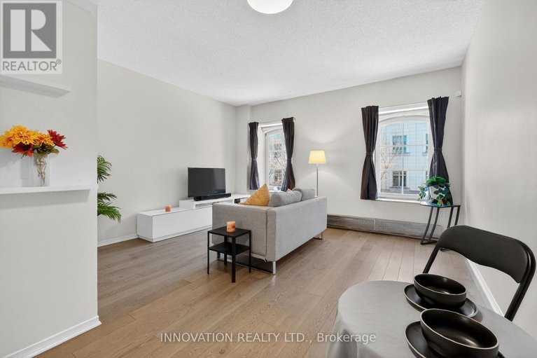29634182/4-10-clarence-street/lower-townbyward-market/ottawa/ontario/K1N5P3_11