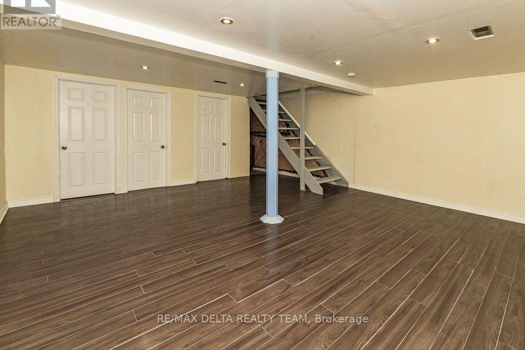 29179662/3024-fairlea-crescent/heron-gateindustrial-park/ottawa/ontario/K1V8T7_21