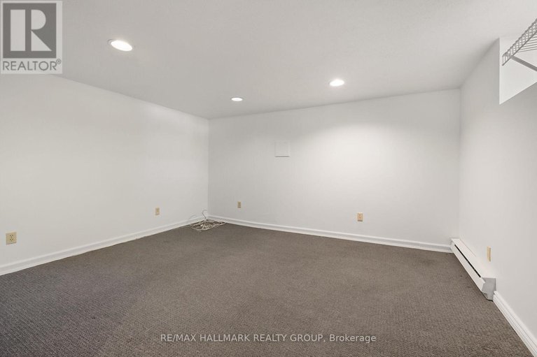 28776186/82-laurentian-place/civic-hospital/ottawa/ontario/K1Y4E2_41