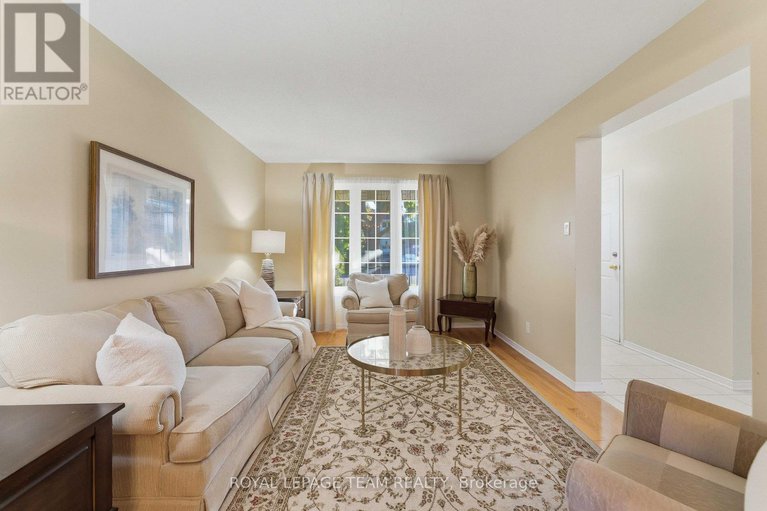 28977787/54-pickwick-drive/cedargrovefraserdale/ottawa/ontario/K2J3E8_4