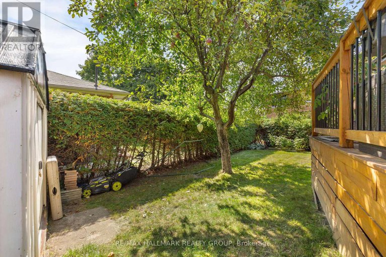 28877197/2180-lenester-avenue/mckellar-heightsglabar-park/ottawa/ontario/K2A1L4_27