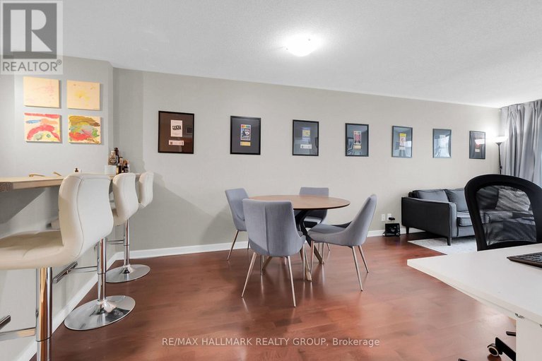28506551/209-138-somerset-street-w/ottawa-centregolden-triangle/ottawa/ontario/K2P0A3_23