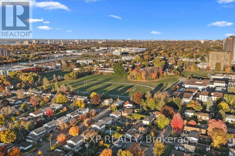 29135226/2670-stone-crescent-n/redwood-park/ottawa/ontario/K2H6Z1_8