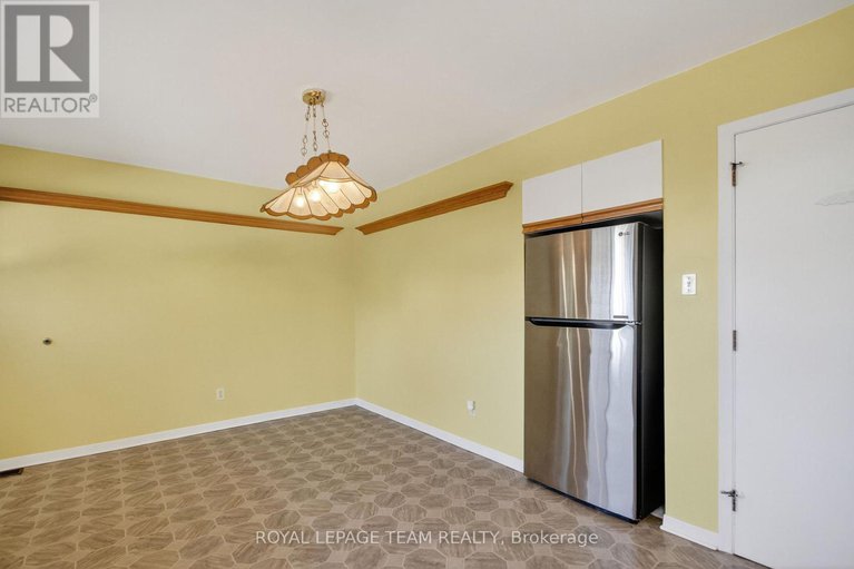 29377345/1264-morrison-drive/redwood-park/ottawa/ontario/K2H7L5_19