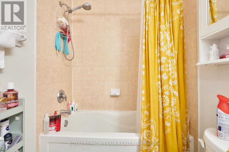 29312745/920-messor-crescent/stittsville-north/ottawa/ontario/K2S0P2_22