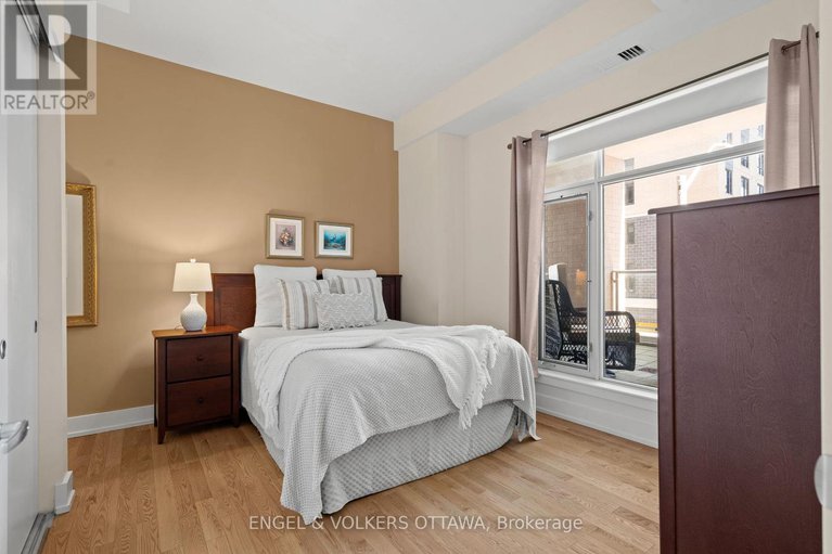 28995603/207-100-champagne-avenue-s/west-centre-town/ottawa/ontario/K1S4P4_20