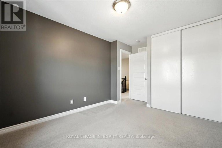 28587957/748-morningstar-way/mer-bleuebradley-estatesanderson-park/ottawa/ontario/K1W0G6_28