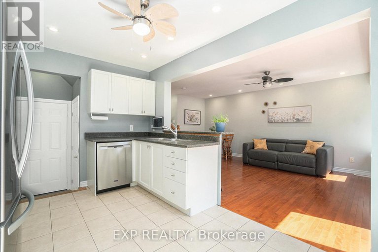 28760670/502-rosehill-avenue/stittsville-north/ottawa/ontario/K2S0E4_9
