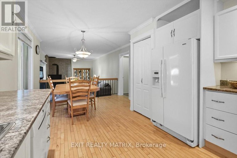 28933679/159-dunlop-crescent/village-of-russell/russell/ontario/K4R1B3_13