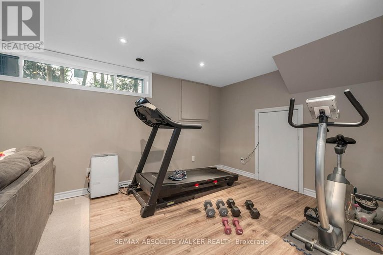 28463619/1881-greenacre-crescent/beacon-hill-south/ottawa/ontario/K1J6S7_26
