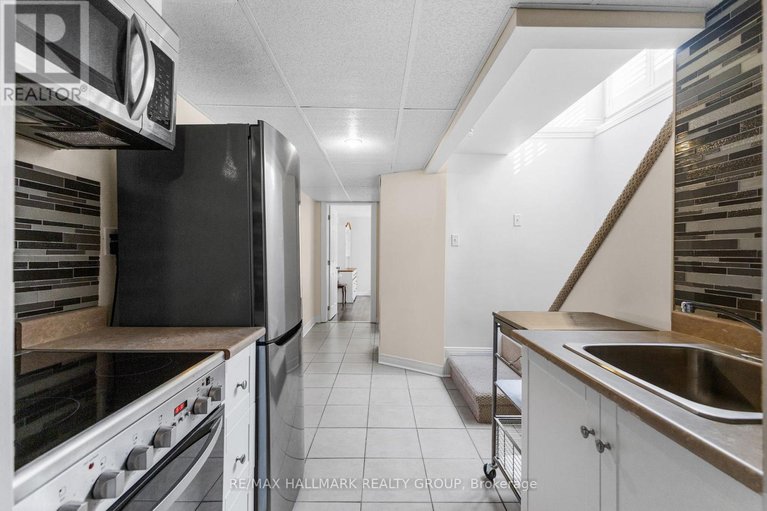 29571261/1902-rosebella-avenue/blossom-parkleitrim/ottawa/ontario/K1T1G7_21