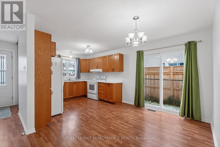 29153691/1032-lawrence-street/town-of-rockland/clarence-rockland/ontario/K4K1N1_7