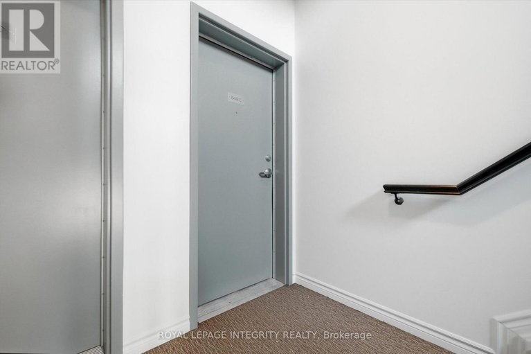 29425303/c-849-blackcomb-private/elmvale-acres/ottawa/ontario/K1G4E4_4