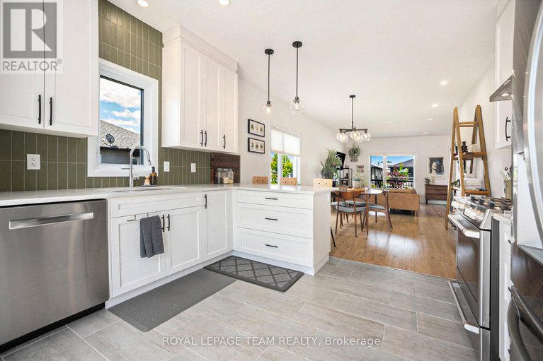 29077433/22-matheson-street/north-stormont-finch-twp/north-stormont/ontario/K0A1R0_12