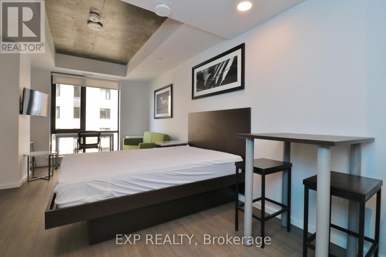 28905397/2308-105-champagne-avenue-s/west-centre-town/ottawa/ontario/K1S4P3_6