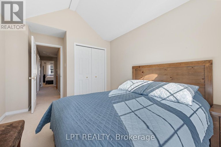 28989666/16-calaveras-avenue/longfields/ottawa/ontario/K2J4Z8_30