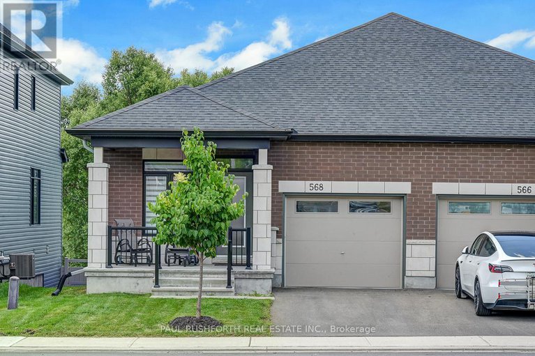 28592646/568-knotridge-street/mer-bleuebradley-estatesanderson-park/ottawa/ontario/K1W0M2_1