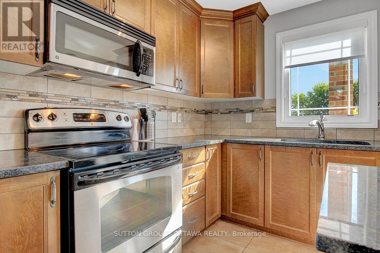 28998756/26-456-leboutillier-avenue/carson-meadows/ottawa/ontario/K1K2V7_17