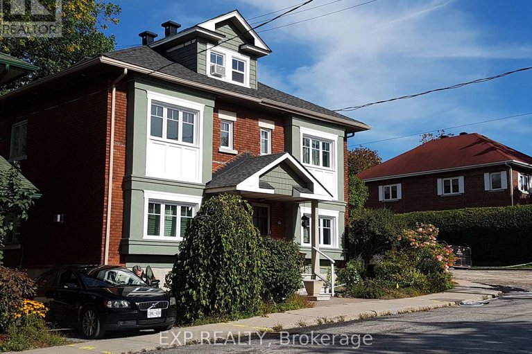 29677911/145-blackburn-avenue/sandy-hill/ottawa/ontario/K1N8A6_2