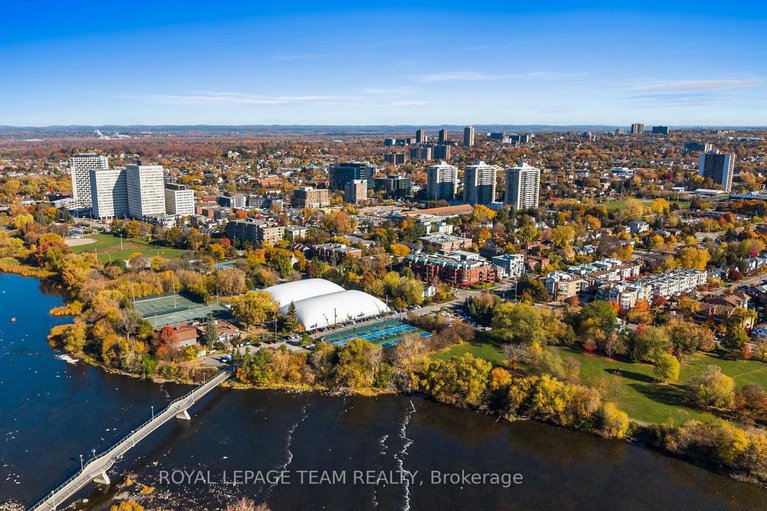 29354068/202d-1-columbus-avenue/overbrook/ottawa/ontario/K1K4L1_37