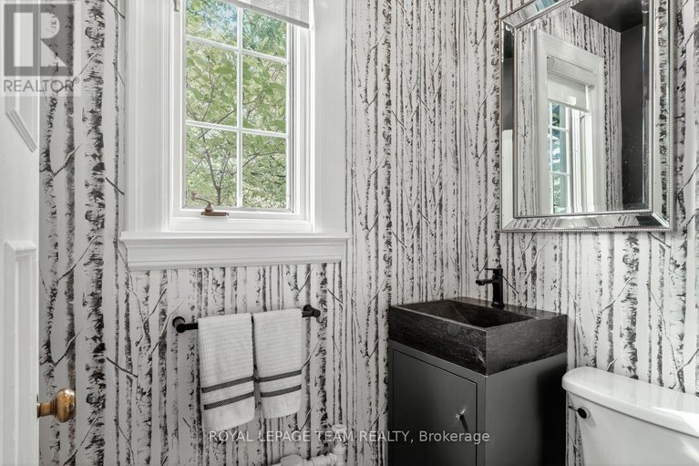 29425292/301-buena-vista-road/rockcliffe/ottawa/ontario/K1M0W1_14