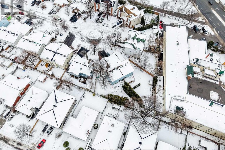 29255403/851-rob-roy-avenue/queensway-terrace-north/ottawa/ontario/K2B8S6_27