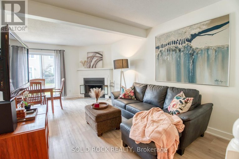 28913498/12-463-canotia-place/fallingbrookpineridge/ottawa/ontario/K4A2K2_1