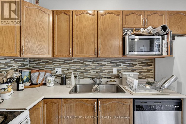 28992847/1473-launay-avenue/fallingbrookpineridge/ottawa/ontario/K4A3R9_17