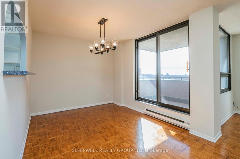 28491791/704-40-arthur-street/west-centre-town/ottawa/ontario/K1R7T5_9