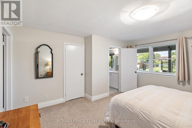 28820217/5409-riverside-crescent/manotick-long-island-nicholls-island/ottawa/ontario/K4M1H1_40