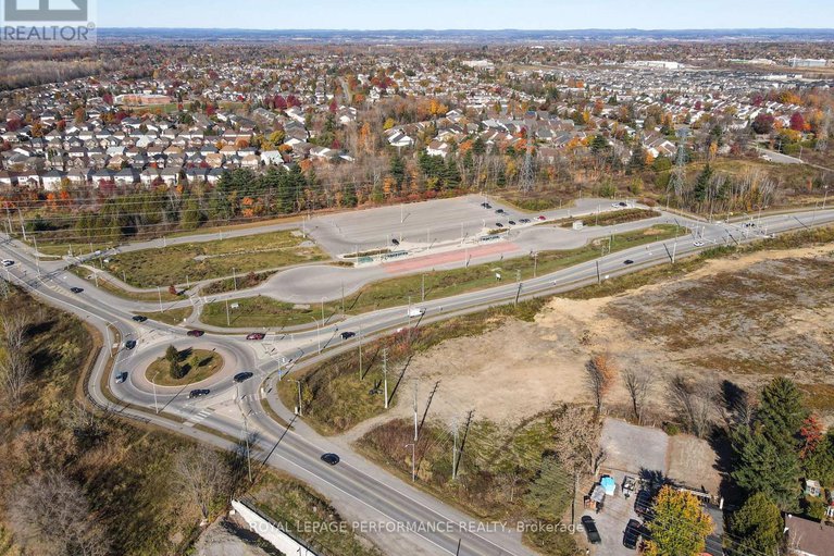 28336168/116-pizzicato-street/mer-bleuebradley-estatesanderson-park/ottawa/ontario/K1W0S2_13