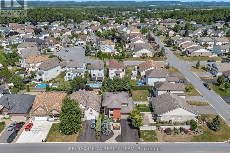 29607677/548-emerald-street/town-of-rockland/clarence-rockland/ontario/K4K0C1_43