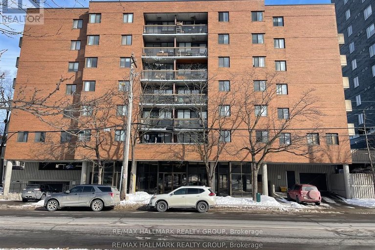 29578392/104-191-parkdale-avenue/mechanicsville/ottawa/ontario/K1Y1E8_1