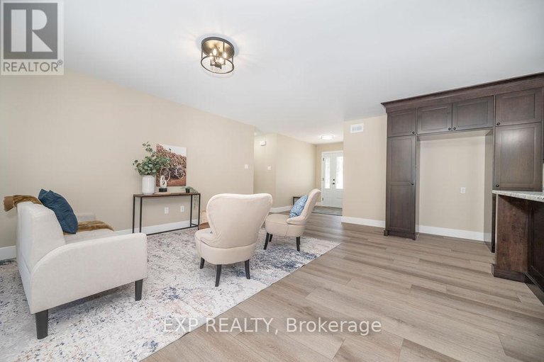 28048790/912-burnstown-road/mcnabbraeside-twps/mcnabbraeside/ontario/K0J1G0_28
