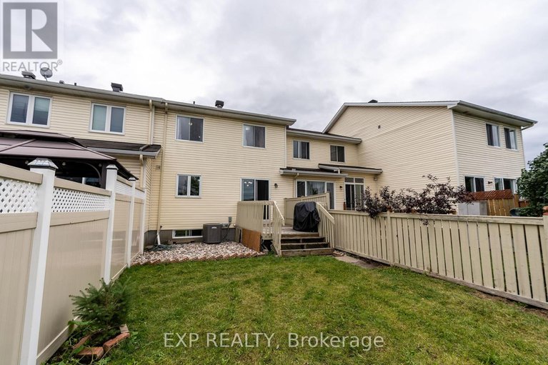 27988920/1479-lynx-crescent/fallingbrookpineridge/ottawa/ontario/K4A3Z1_18