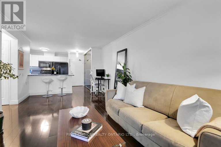 29142164/714-40-landry-street/vanier/ottawa/ontario/K1L8K4_10