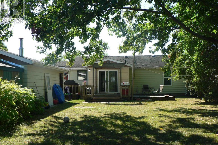28820223/79-st-lawrence-street/ingleside/south-stormont/ontario/K0C1M0_17