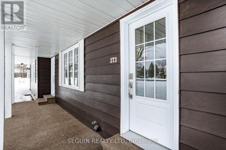 28618443/373-front-road-w/champlain-twp/champlain/ontario/K0B1K0_5