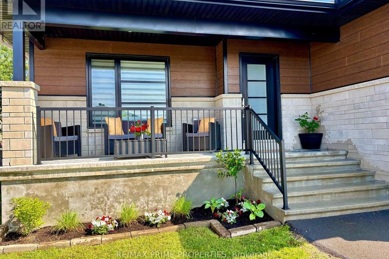 29565533/208-filion-street/embrun/russell/ontario/K0A1W0_2