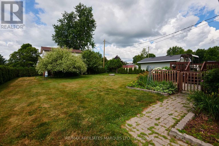 28596451/11-ault-drive/south-stormont/ontario/K0C1M0_31