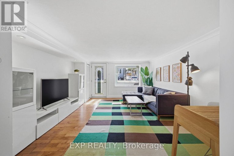 29640321/203-carruthers-avenue/hintonburg/ottawa/ontario/K1Y1N6_7