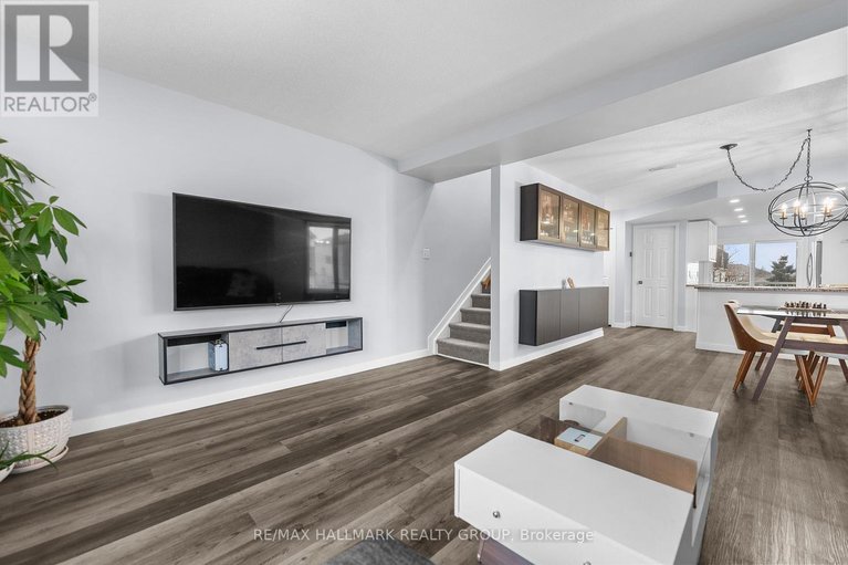 29622541/12-lakepointe-drive/avalon-east/ottawa/ontario/K4A5E3_27