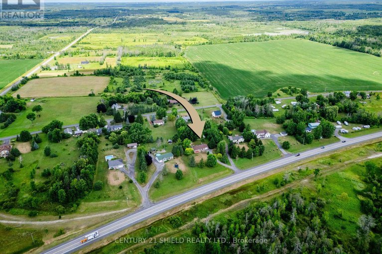 29038692/14215-county-rd-2-highway/south-stormont-osnabruck-twp/south-stormont/ontario/K0C1M0_44