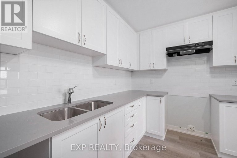 28466134/231-david-lewis-private/avalon-west/ottawa/ontario/K4A5S7_13