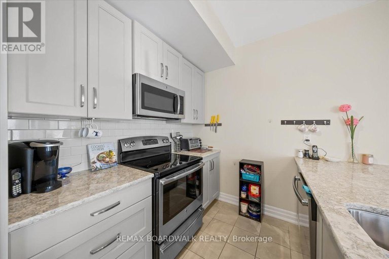 29538012/b102-210-janka-private/emerald-meadowstrailwest/ottawa/ontario/K2V0E6_7