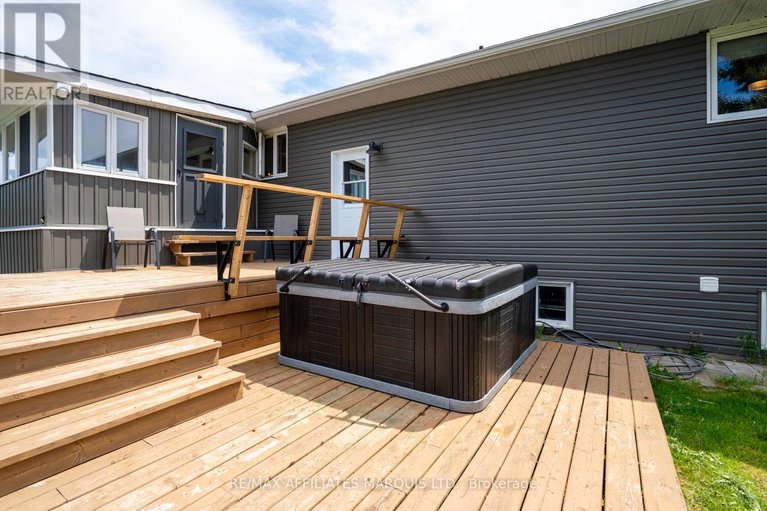 28797295/4239-county-rd-11-road/south-stormont-osnabruck-twp/south-stormont/ontario/K7R3L2_41