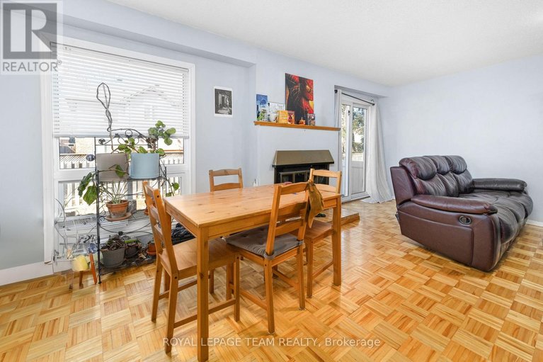 29668805/e-10-millrise-lane/centrepointe/ottawa/ontario/K2G5E6_8