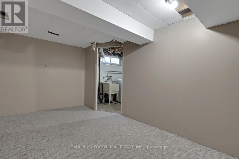 29474234/1107-meadowlands-drive/carleton-square/ottawa/ontario/K2C0K5_40