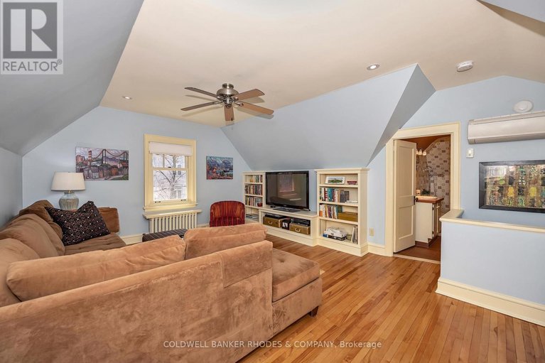 29667356/592-besserer-street/sandy-hill/ottawa/ontario/K1N6C9_29