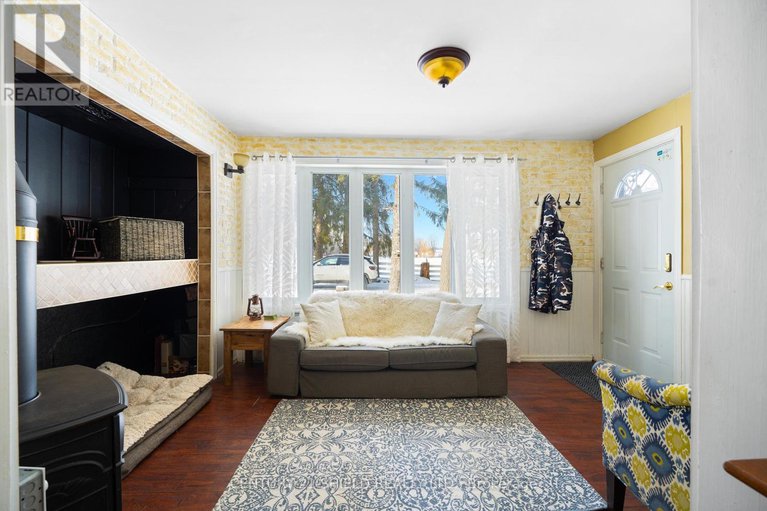 29222493/2864-county-road-30-road/north-glengarry-kenyon-twp/north-glengarry/ontario/K0C1A0_18